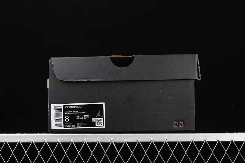 All categories Air Jordan Jordan series basketball shoes Air Jordan 1 Mid Air Jordan 1 Mid AJ1 Joe 1 Candy Yuanyang 3M reflective color matching basketball shoes 554724-083